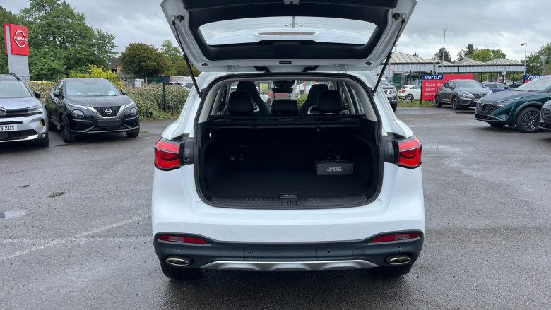 MG Hs 1.5 T-GDI Exclusive 5dr Petrol Hatchback
